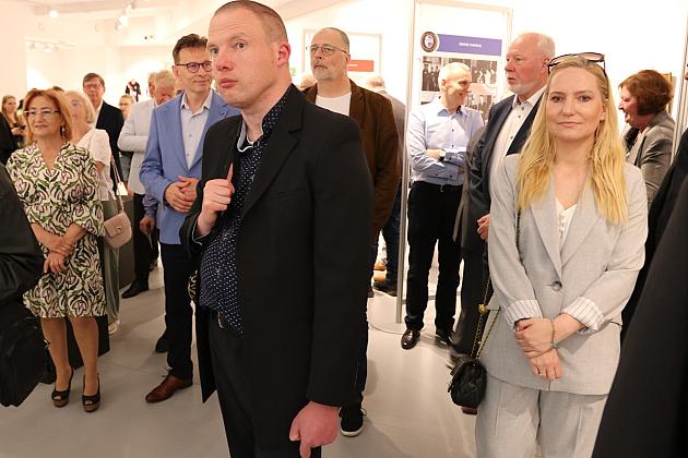 Historia Pogoni Lębork na otwartej w Wieży Ciśnień wystawie z okazji 80-lecia klubu