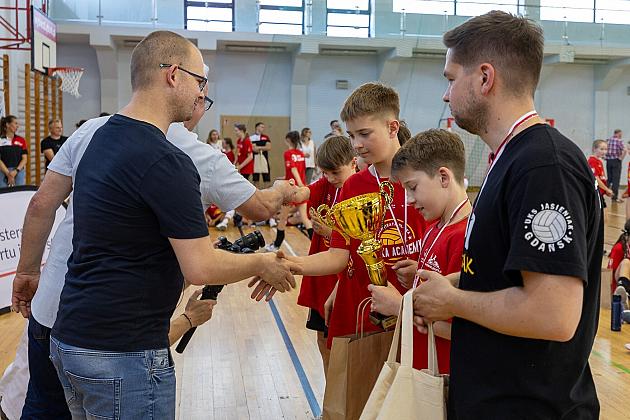 Siatkarski ogień podczas Ogólnopolskiego Turnieju o Puchar Małgorzaty Glinki
