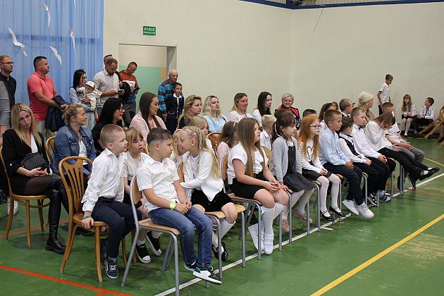 „Wypływamy na szerokie wody” – zakończenie roku szkolnego w SP nr 8