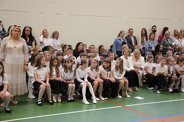 „Wypływamy na szerokie wody” – zakończenie roku szkolnego w SP nr 8