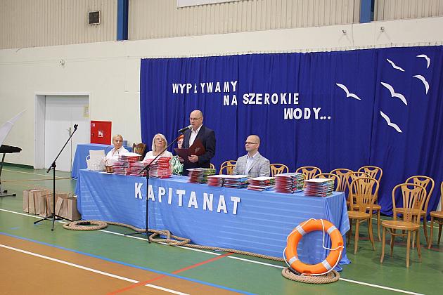 „Wypływamy na szerokie wody” – zakończenie roku szkolnego w SP nr 8