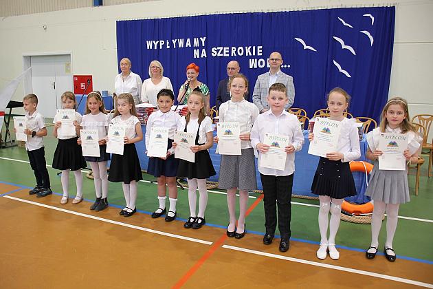 „Wypływamy na szerokie wody” – zakończenie roku szkolnego w SP nr 8