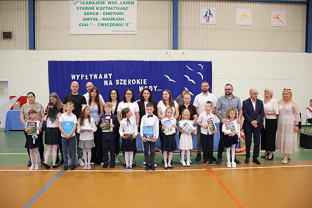„Wypływamy na szerokie wody” – zakończenie roku szkolnego w SP nr 8