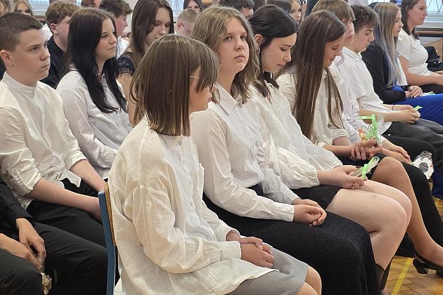 Uroczyste zakończenie roku szkolnego klas VIII w SP7
