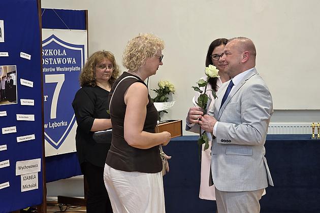 Uroczyste zakończenie roku szkolnego klas VIII w SP7