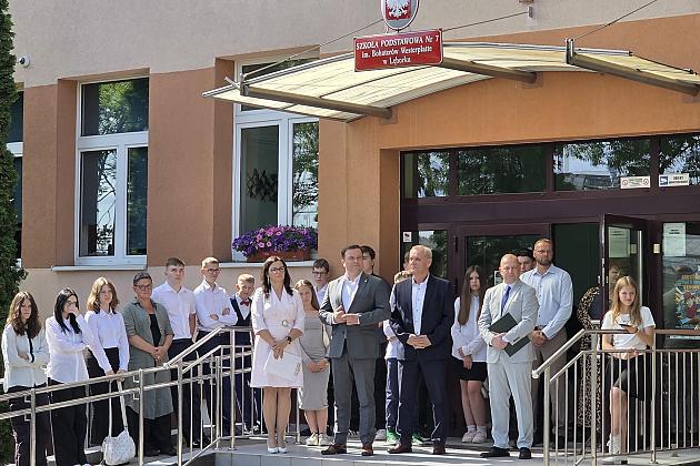 Uroczyste zakończenie roku szkolnego klas VIII w SP7