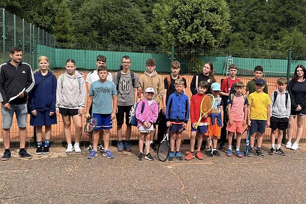 Aktywne lato na kortach. Rozstrzygnięto Wakacyjny Turniej Tenisa Ziemnego