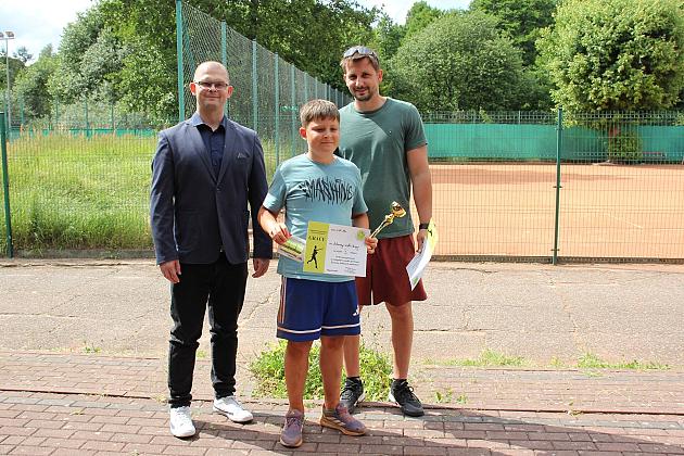 Aktywne lato na kortach. Rozstrzygnięto Wakacyjny Turniej Tenisa Ziemnego