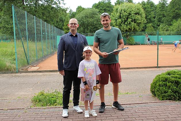 Aktywne lato na kortach. Rozstrzygnięto Wakacyjny Turniej Tenisa Ziemnego