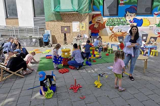 Letnia Czytelnia na Staromiejskiej już otwarta