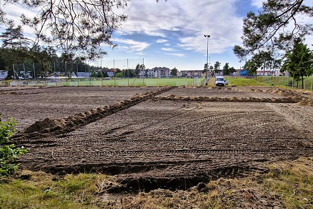 Trwa budowa boiska z naturalną nawierzchnią na Stadionie Miejskim w Lęborku