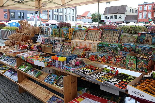 Kolorowe stoiska, regionalne smaki i rękodzieło – magia Jarmarku św. Jakuba!