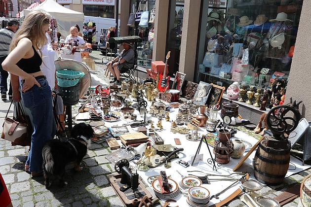 Kolorowe stoiska, regionalne smaki i rękodzieło – magia Jarmarku św. Jakuba!