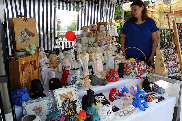 Kolorowe stoiska, regionalne smaki i rękodzieło – magia Jarmarku św. Jakuba!