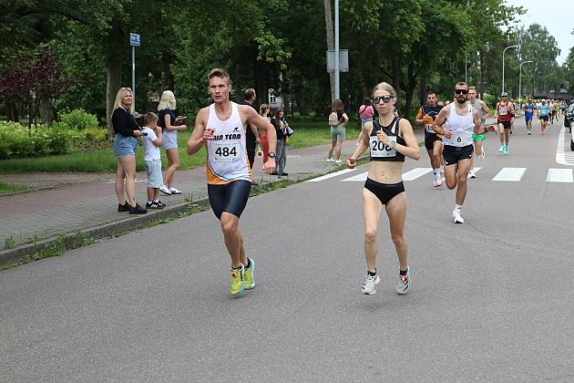 Adam Głogowski ponownie nie do zatrzymania w Biegu św. Jakuba!