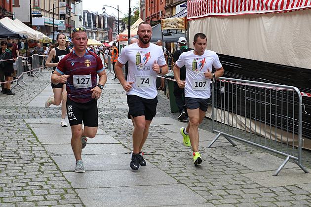 Adam Głogowski ponownie nie do zatrzymania w Biegu św. Jakuba!