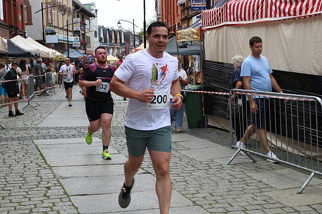 Adam Głogowski ponownie nie do zatrzymania w Biegu św. Jakuba!