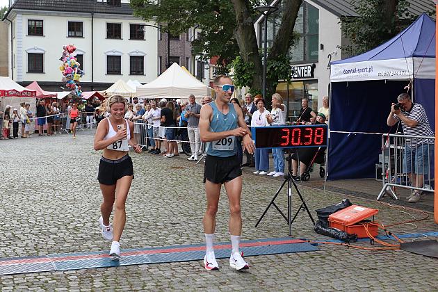 Adam Głogowski ponownie nie do zatrzymania w Biegu św. Jakuba!
