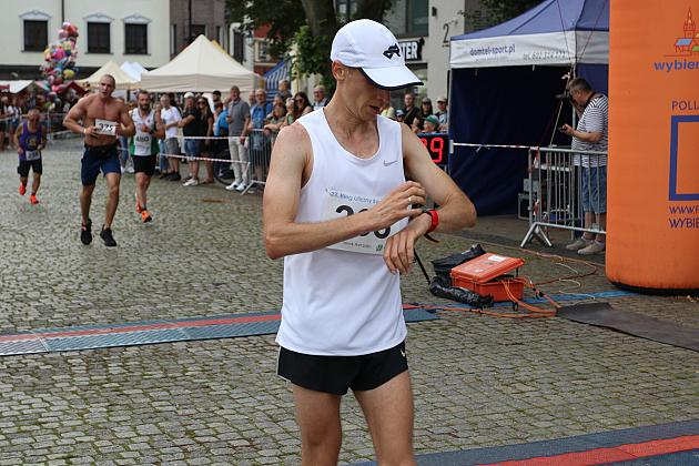 Adam Głogowski ponownie nie do zatrzymania w Biegu św. Jakuba!