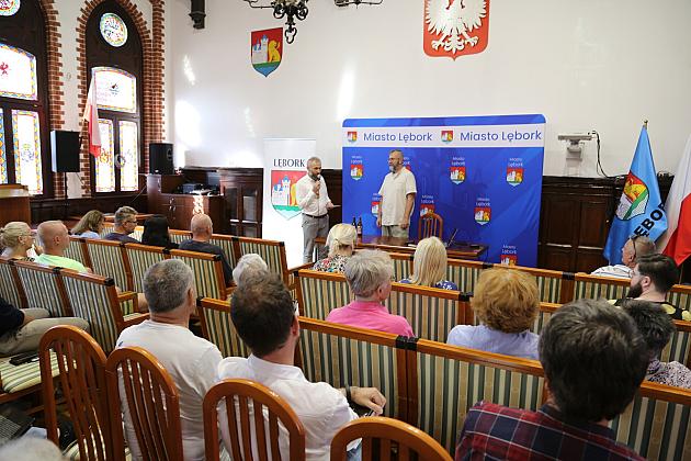 Królowa w Lęborku! Historyczne wydarzenie ożyło w miejskim ratuszu