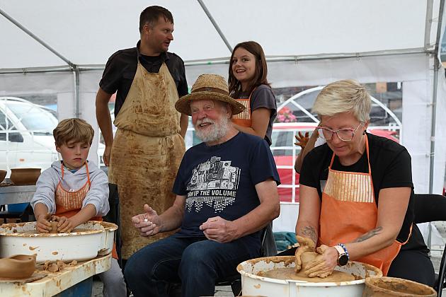 Kreatywna zabawa i muzyczne emocje podczas Pożegnania Lata
