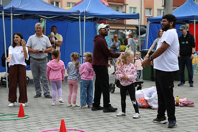 Kreatywna zabawa i muzyczne emocje podczas Pożegnania Lata