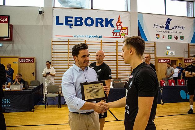 Święto koszykówki w Lęborku. Emocje do ostatniego gwizdka!