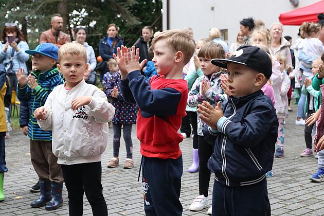 Rodzinno - sportowy piknik w Przedszkolu nr 10