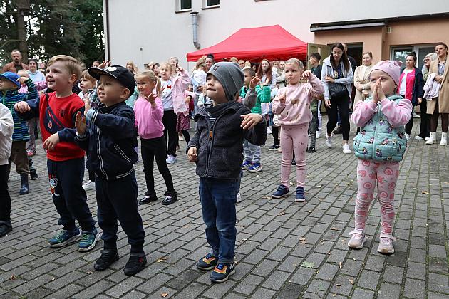 Rodzinno - sportowy piknik w Przedszkolu nr 10