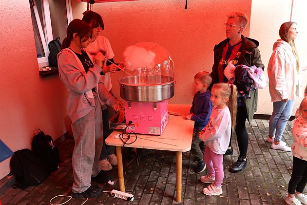 Rodzinno - sportowy piknik w Przedszkolu nr 10