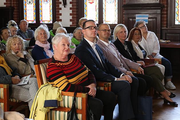 Aktywni, zaangażowani, inspirujący – seniorzy rozpoczęli swoje święto w Lęborku