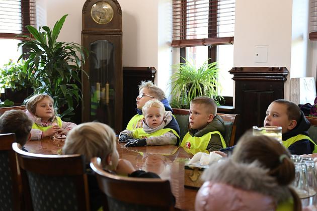 Przedszkolaki z wizytą w urzędzie