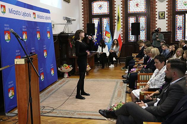 Nagrody dla nauczycieli i dyrektorów z okazji Dnia Edukacji Narodowej