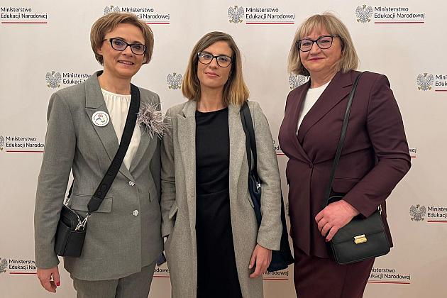 Wielkie wyróżnienie dla dyrektor SP3 – Mariola Małecka z tytułem „Profesorem Oświaty”