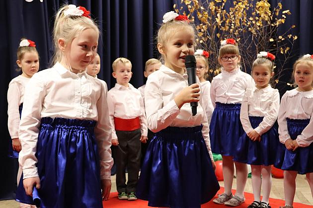 Radośnie i z dumą o Polsce – wieczornica patriotyczna w Przedszkolu nr 6