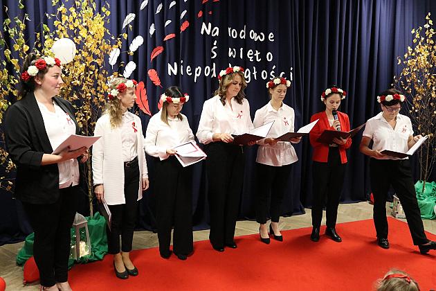 Radośnie i z dumą o Polsce – wieczornica patriotyczna w Przedszkolu nr 6