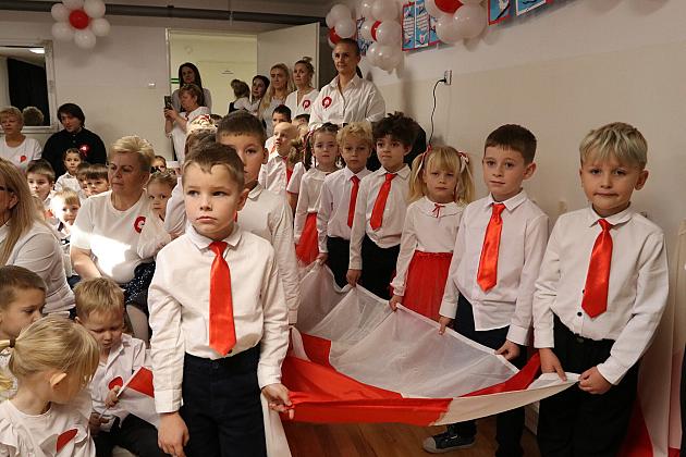 Małe serca dla Niepodległej – patriotyczna akademia w Przedszkolu nr 9
