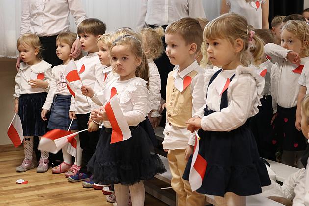 Małe serca dla Niepodległej – patriotyczna akademia w Przedszkolu nr 9