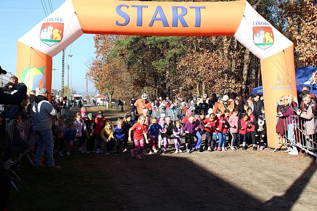 Świętowanie niepodległości na sportowo – 240 uczestników w Biegu o Grand Prix Lęborka