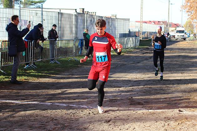 Świętowanie niepodległości na sportowo – 240 uczestników w Biegu o Grand Prix Lęborka