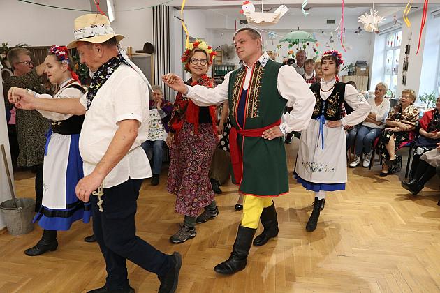 Bal Seniora w rytmie wiejskiej potańcówki