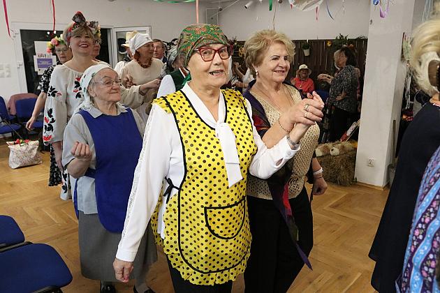 Bal Seniora w rytmie wiejskiej potańcówki