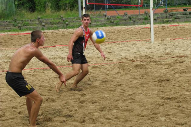 Wakacyjne Turnieje Siatkówki Plażowej 2010 - II turniej