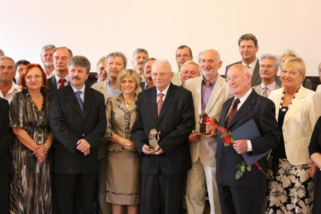 Flaga Honorowa Europy powiewa nad miastem, „Lęborskie Lwy