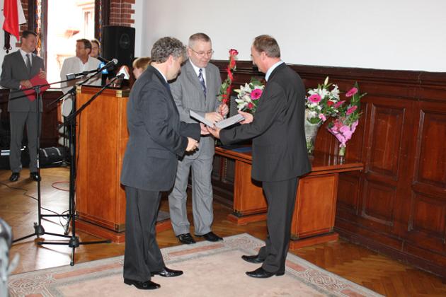 Flaga Honorowa Europy powiewa nad miastem, „Lęborskie Lwy