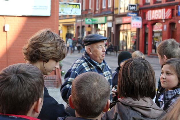 Piesza wyprawa po Lęborku. Pogoda dopisała, humory też