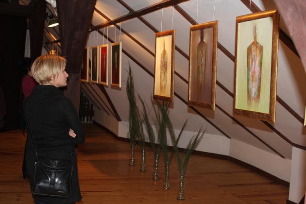 Malarstwo i poezja Krzysztofa Grzesiaka w Stromych Schodach