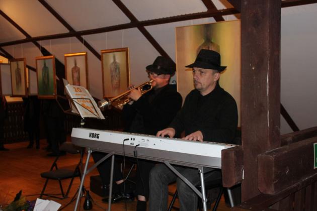 Malarstwo i poezja Krzysztofa Grzesiaka w Stromych Schodach