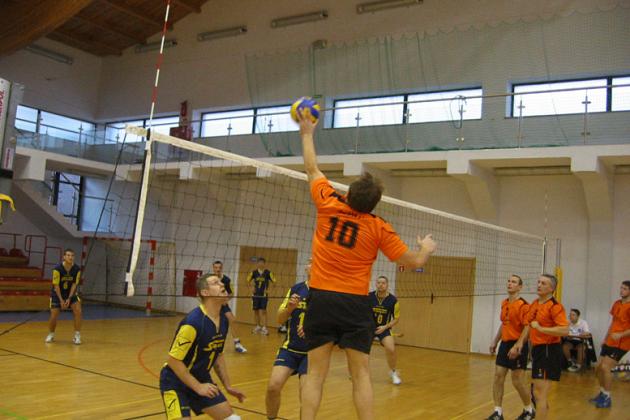 Amatorska Liga Siatkówki w Lęborku - półmetek