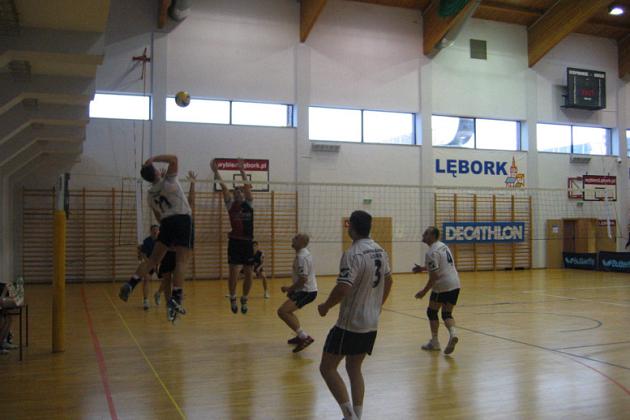 Amatorzy pod siatką